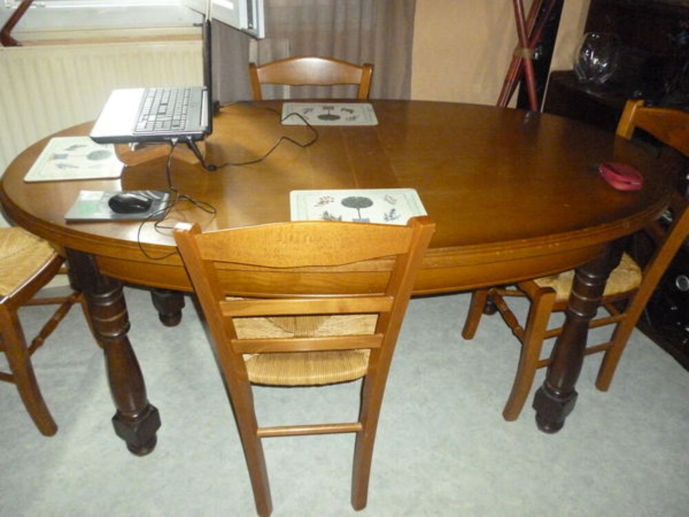 buffet bas +canap&eacute; d angle +fauteuil +table ovale+rallonge Meubles