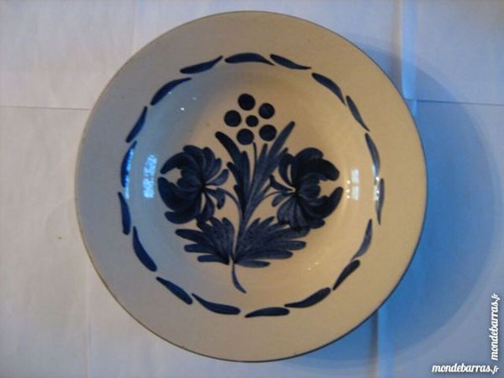 JOLIE ASSIETTE CREUSE Cuisine