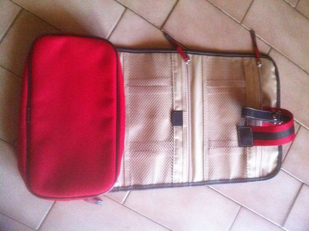 Pochette de toilette LANCEL Maroquinerie