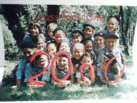 CALENDRIER ann�e 2000 GUIDES & SCOUTS D'EUROPE 15 La Celle-sur-Morin (77)