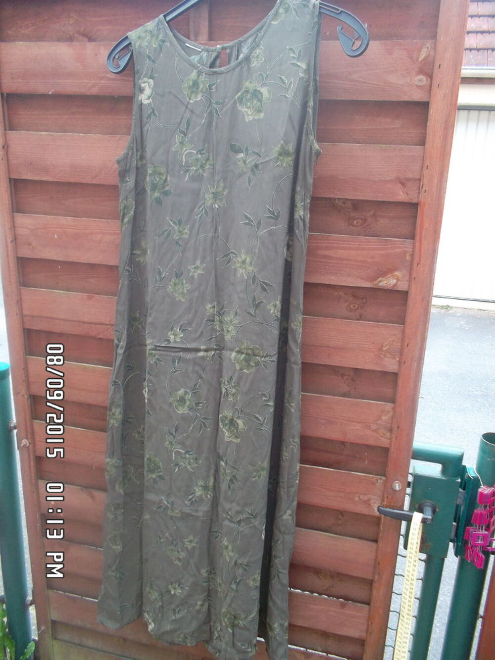 ROBE LONGUE KAKI A FLEURS*JUSTE 5E*KIKI60230 Vêtements