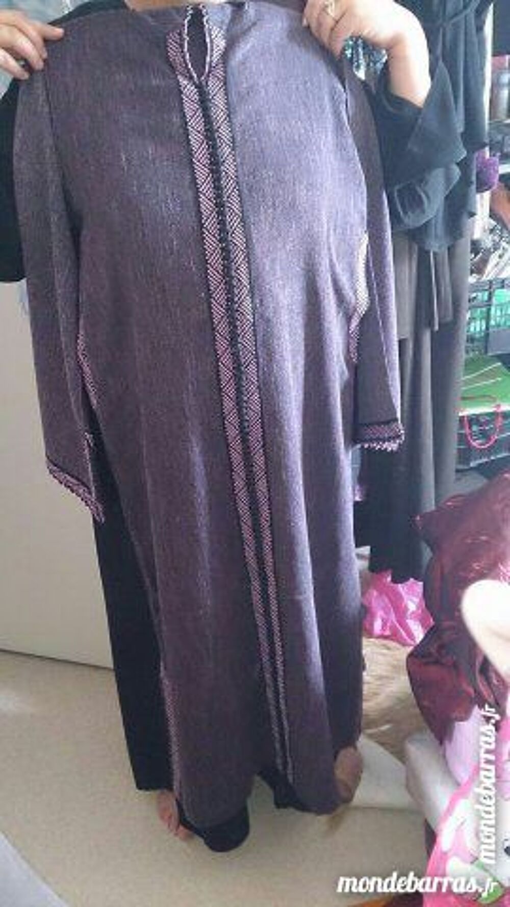 Belles robes traditionnelles Vêtements