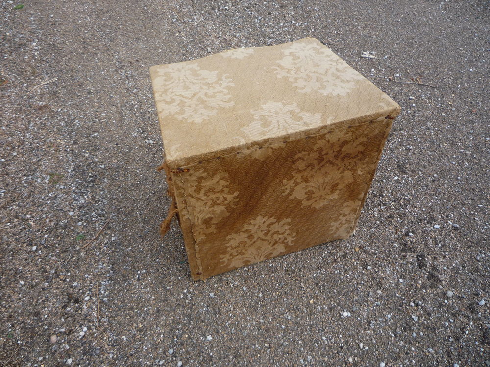 Coffre en bois ancien Meubles