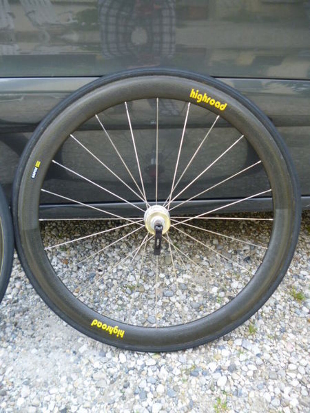 Vente roues ZIPP 303 ann&eacute;e 2010 environ 1000 kilometres Vélos