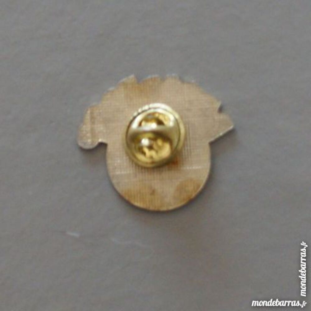 Pins Betty Boop Bijoux et montres