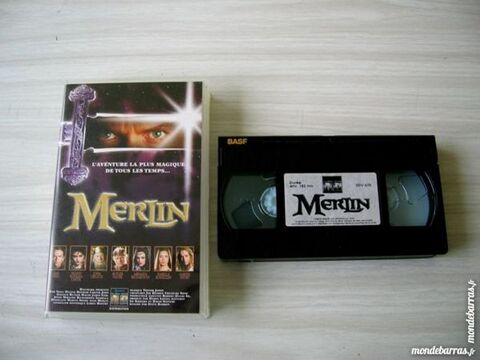 K7 VHS MERLIN -  FILM FANTASTIQUE 3 Nantes (44)