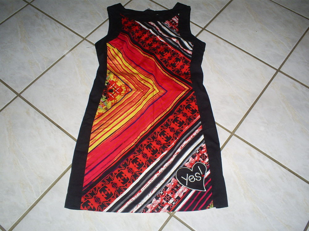 ROBE DESIGUAL Vêtements