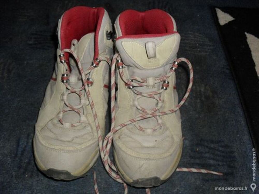 basket quechua enfants pointure 33 tr&egrave;s bon &eacute;tat Chaussures