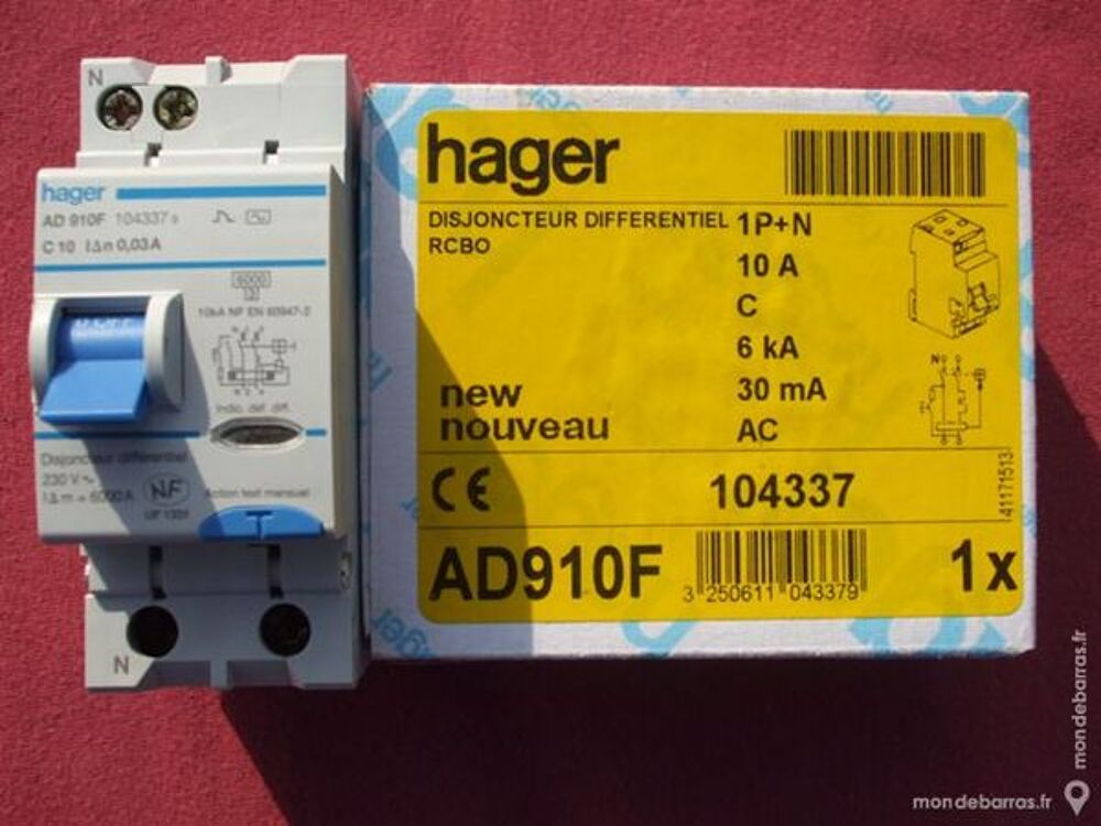 R&eacute;f AD910F OU ADC910F DISJONCTEUR 1P+N 10A 30mA AC Bricolage