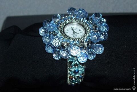 Montre femme très originale 40 Antibes (06)