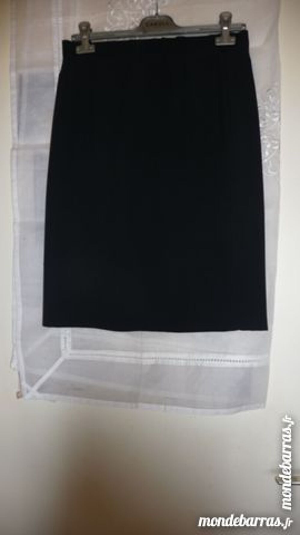 LOT DE DEUX JUPES FEMME NOIRE Vêtements