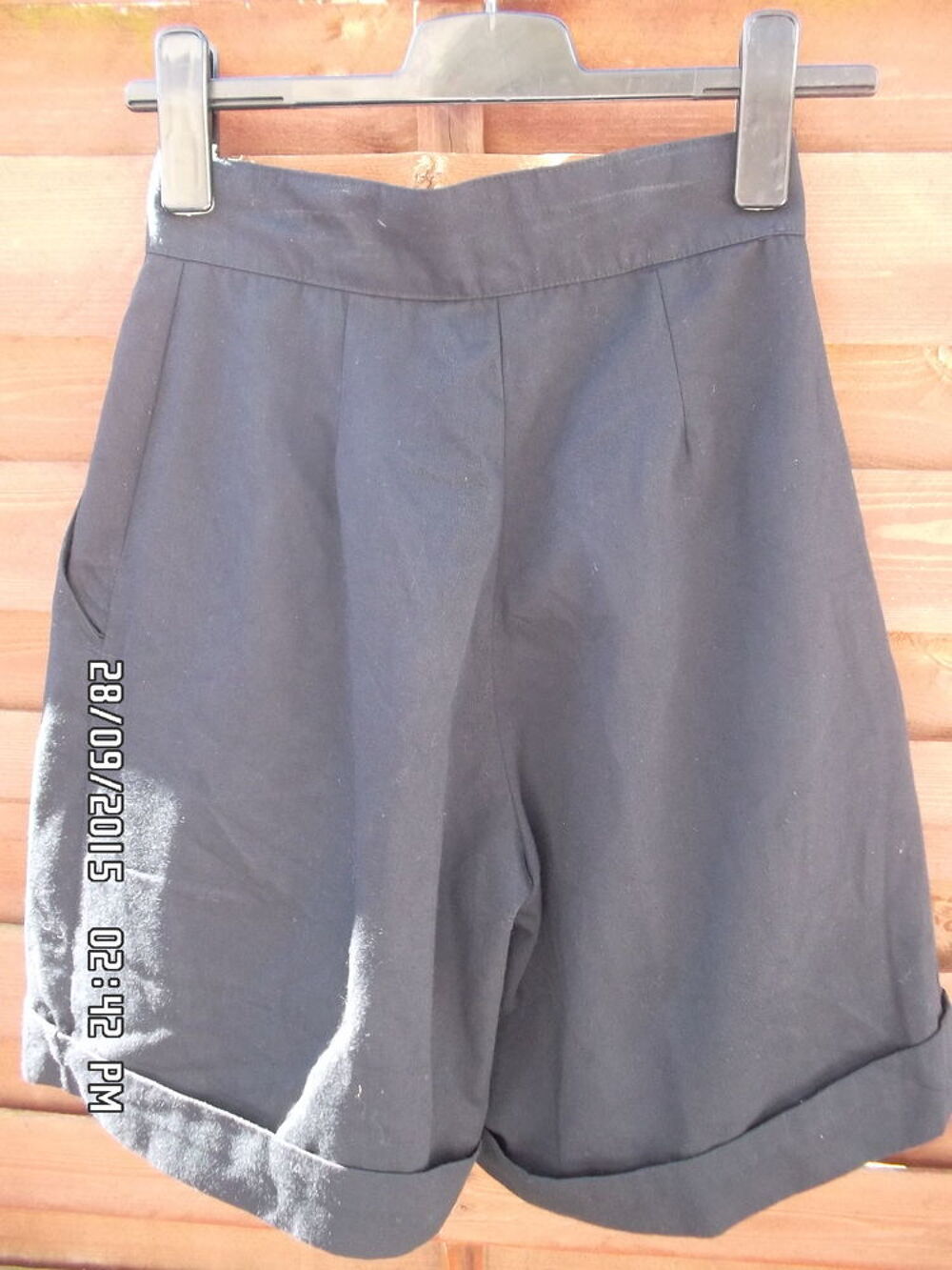 SHORT NOIR*JUSTE 2E*KIKI60230 Vêtements