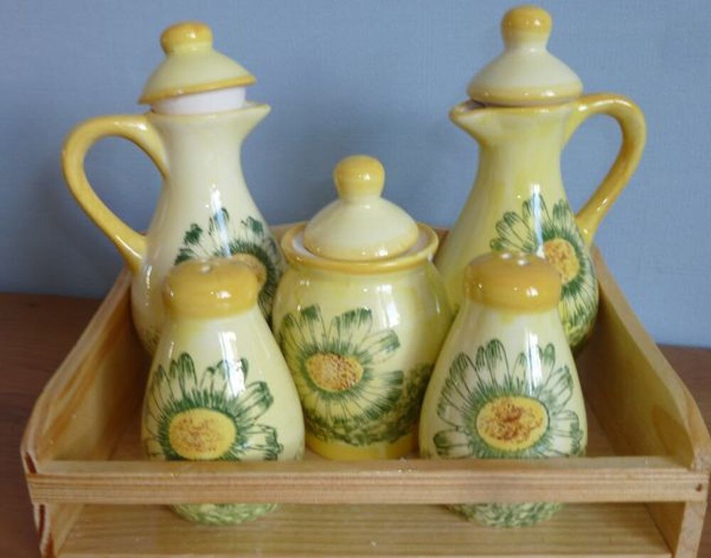 set de condiment HUILE-VINAIGRE-MOUTARDE-SEL-POIVRE Electroménager