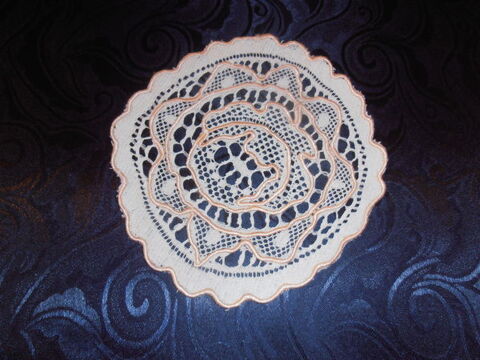 Napperon 33 (79) 3 Tours (37)