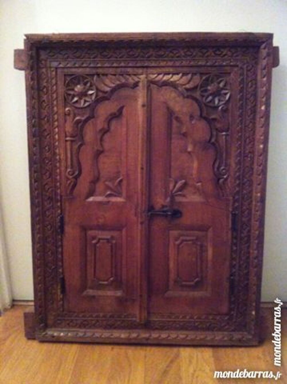 volet indien transform&eacute; en miroir Décoration