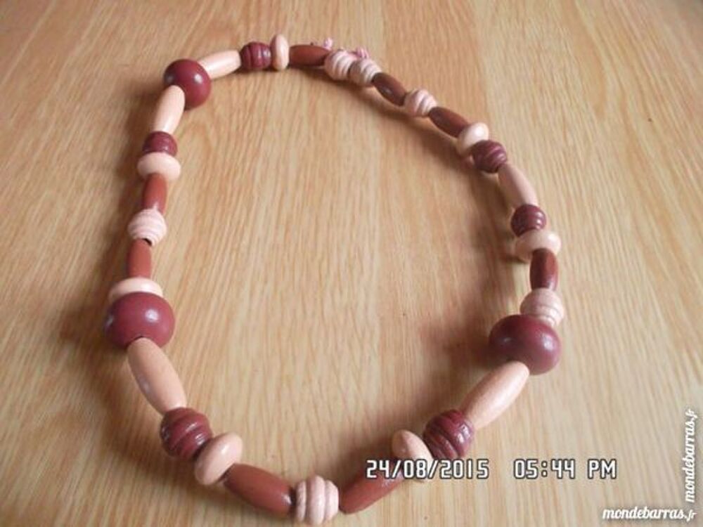 collier perles bois Jeux / jouets