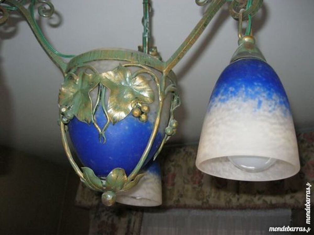 Lustre art d&eacute;co fer forg&eacute; p&acirc;te de verre Schneider Décoration