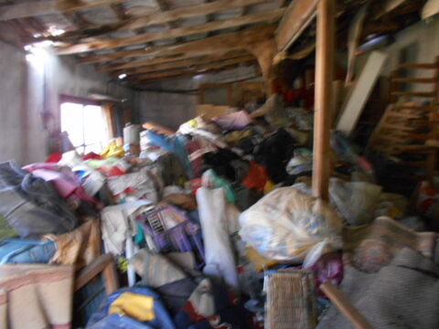 vend environ 5 tonnes de textile divers 0 Marseille 15 (13)