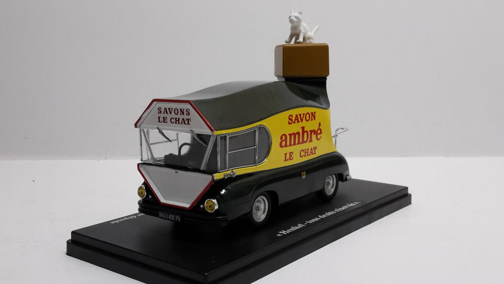 Renault 1400kg Savon Le Chat - 1955 