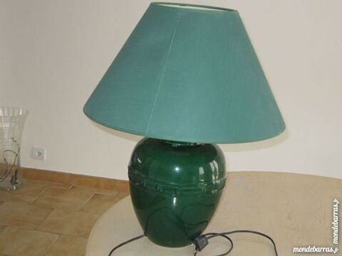 Lampe de bureau ou de chevet couleur verte 10 Brignais (69)
