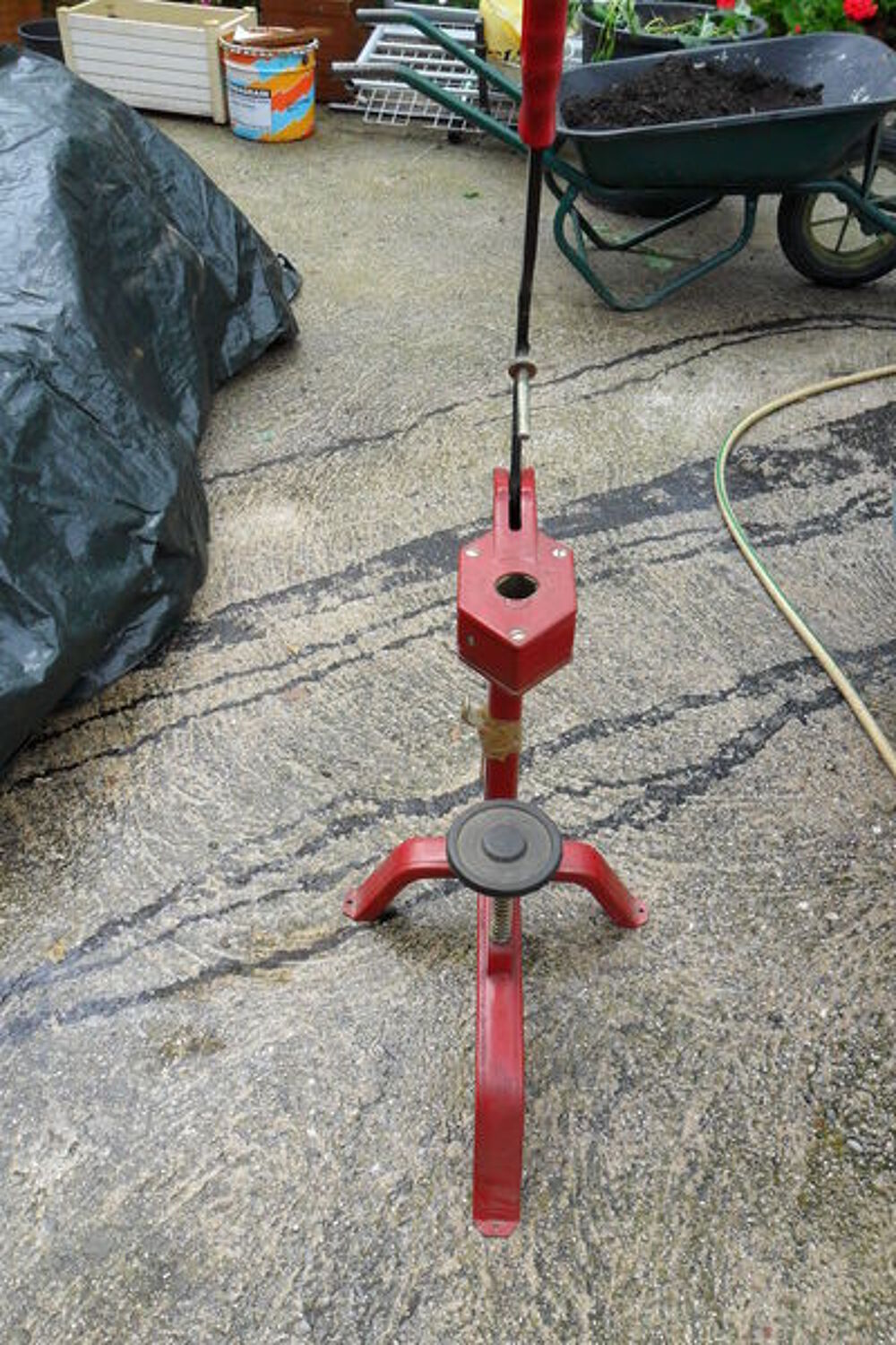 bouche bouteilles 
etat neuf
Bricolage