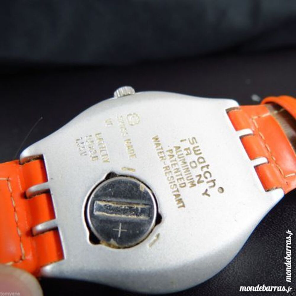 SWATCH ETA V8 montre analogique 1997 SWA0034 Bijoux et montres