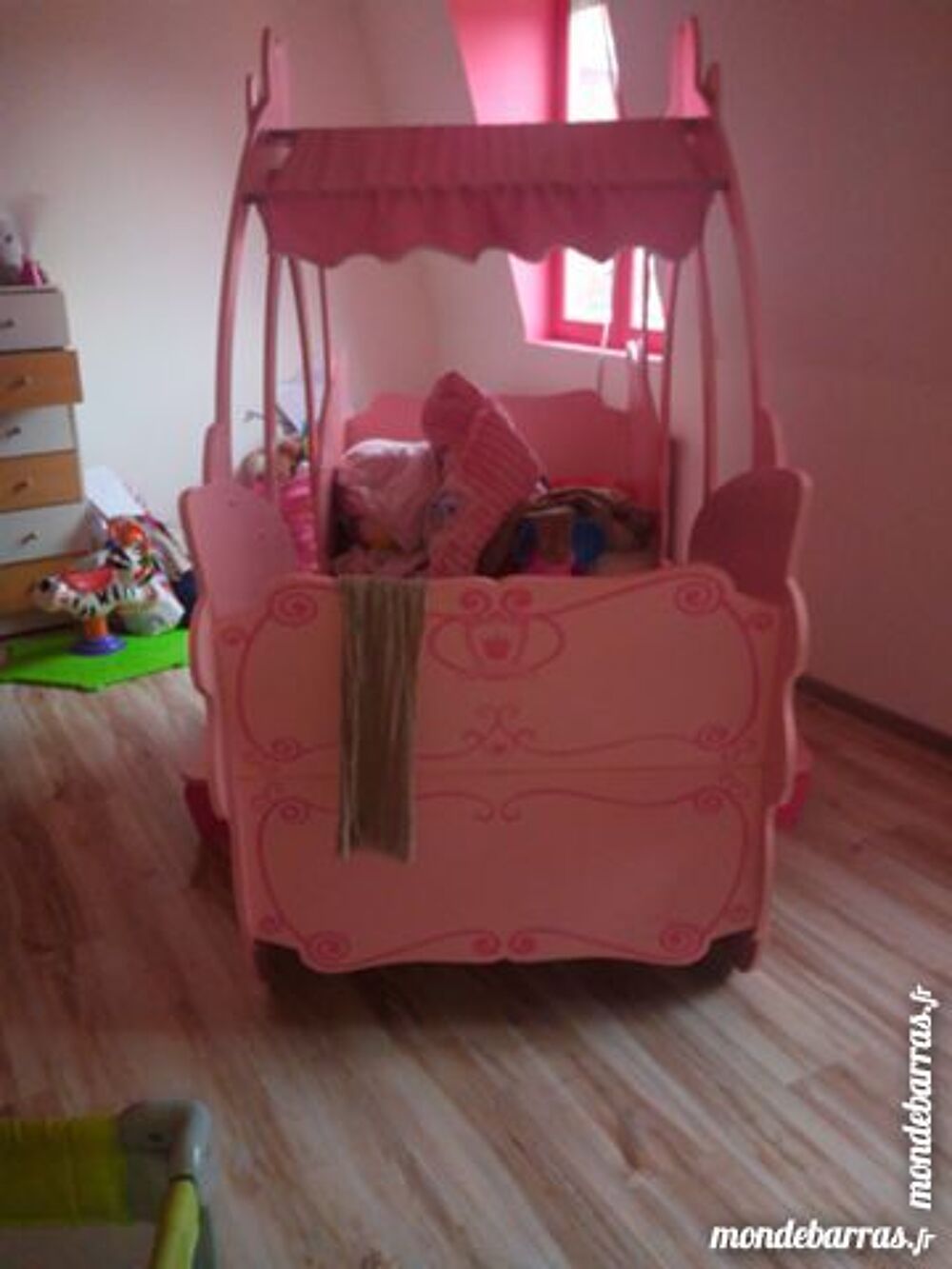 1 lit princesse Meubles