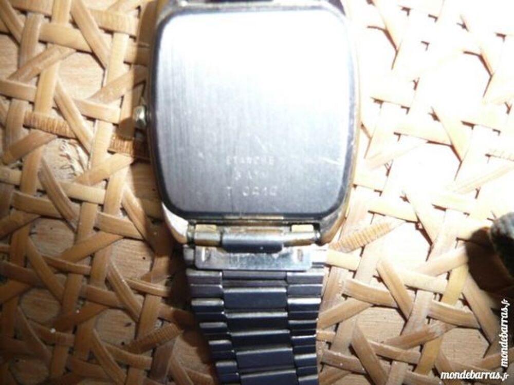 Montre Clyda Paris &eacute;tanche num&eacute;ro arri&egrave;re 0412 Bijoux et montres
