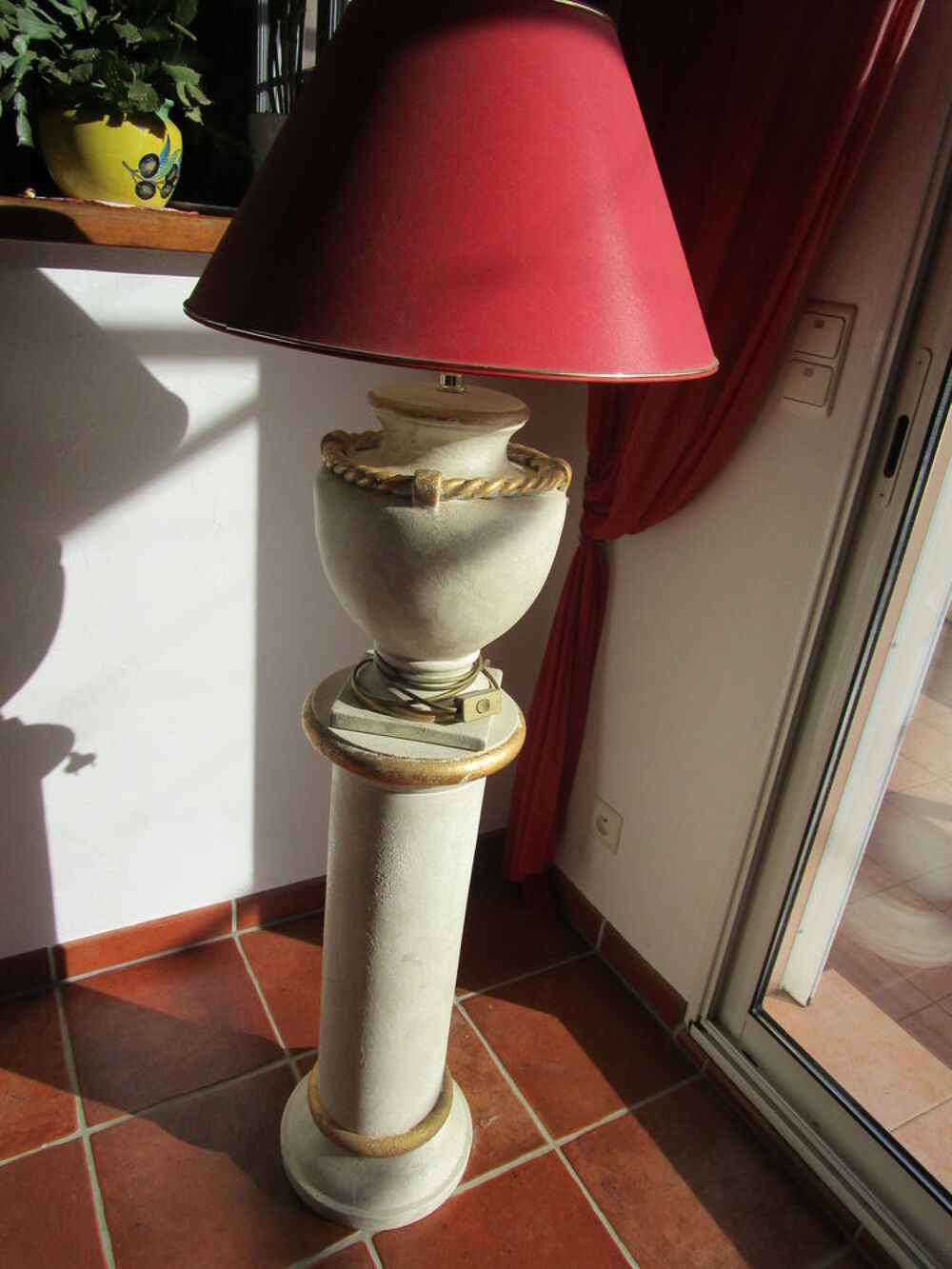 colonne lampadaire blanche Décoration