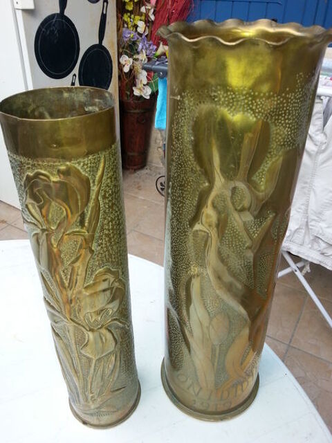 Obus dcoratif 25 Montceaux-ls-Provins (77)