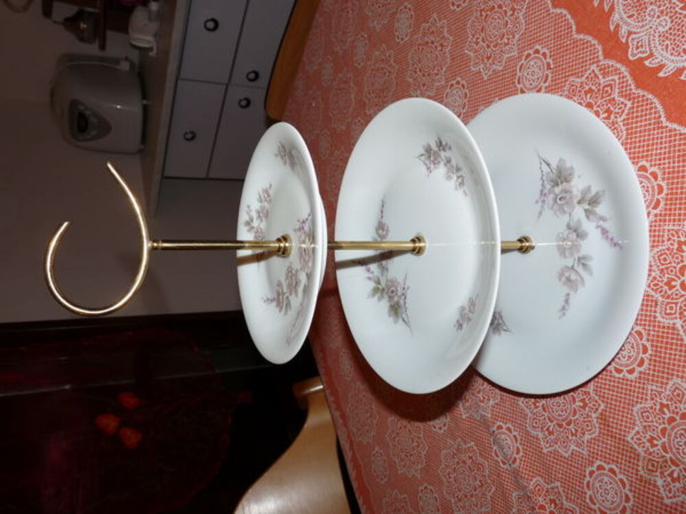 triple plateaux de service en porcelaine de limoges 