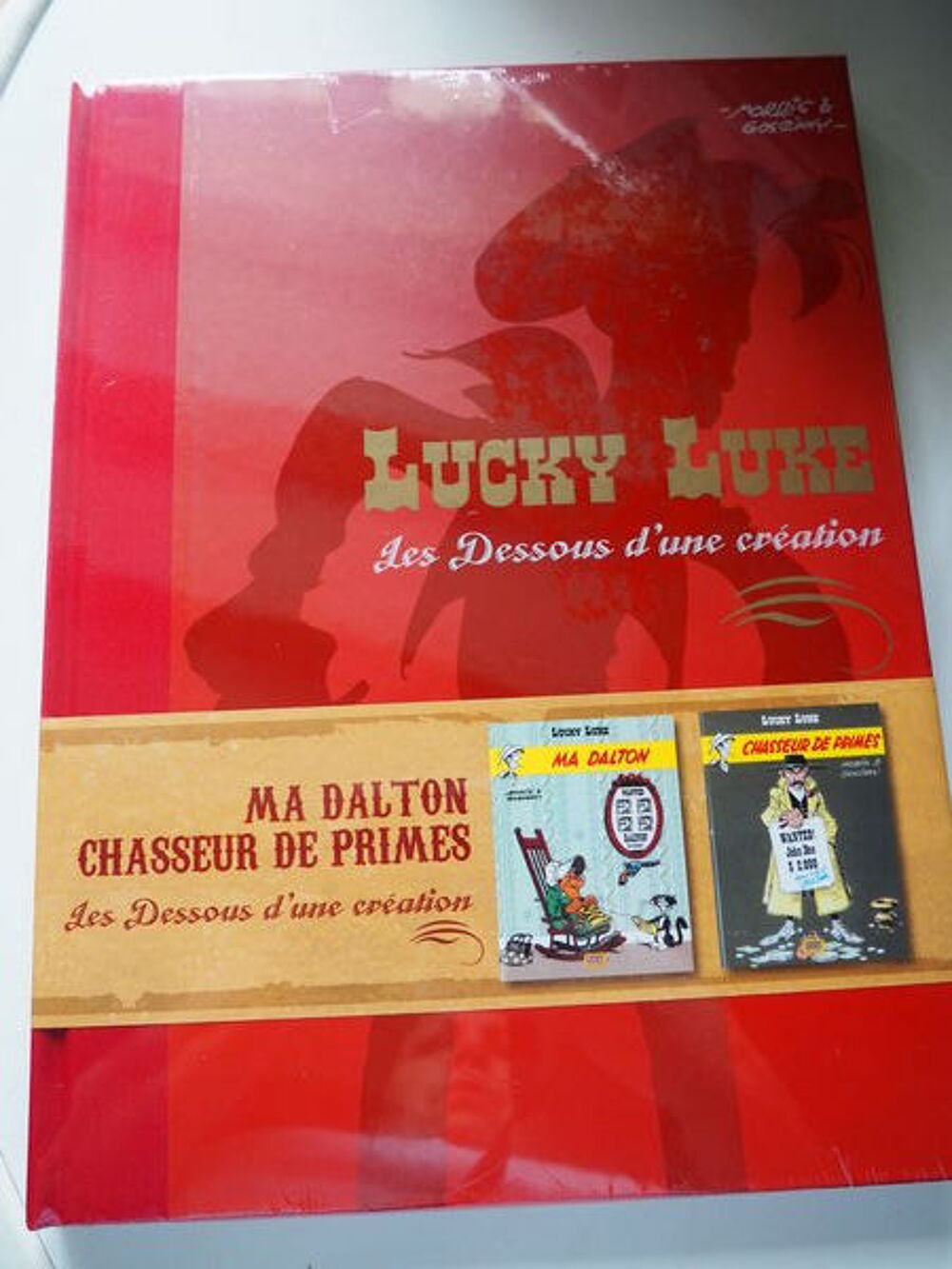 LUCKY LUKE Livres et BD