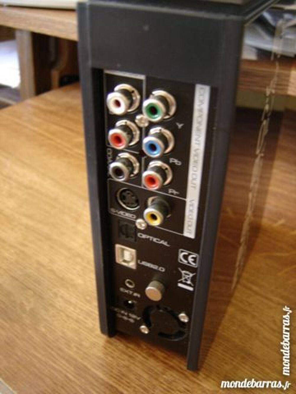 BOITIER MULTIMEDIA PEEKTON Matériel informatique