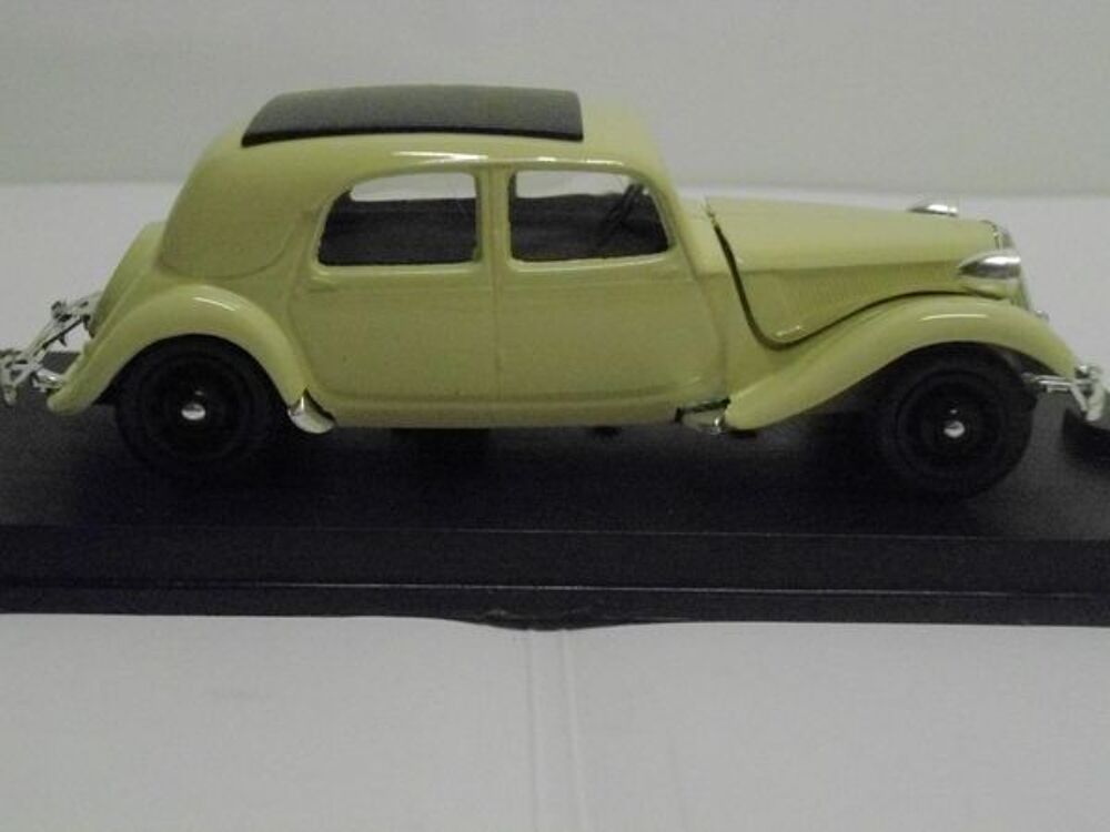 Citro&euml;n 15 cv toit ouvrant 1950 - VEREM 