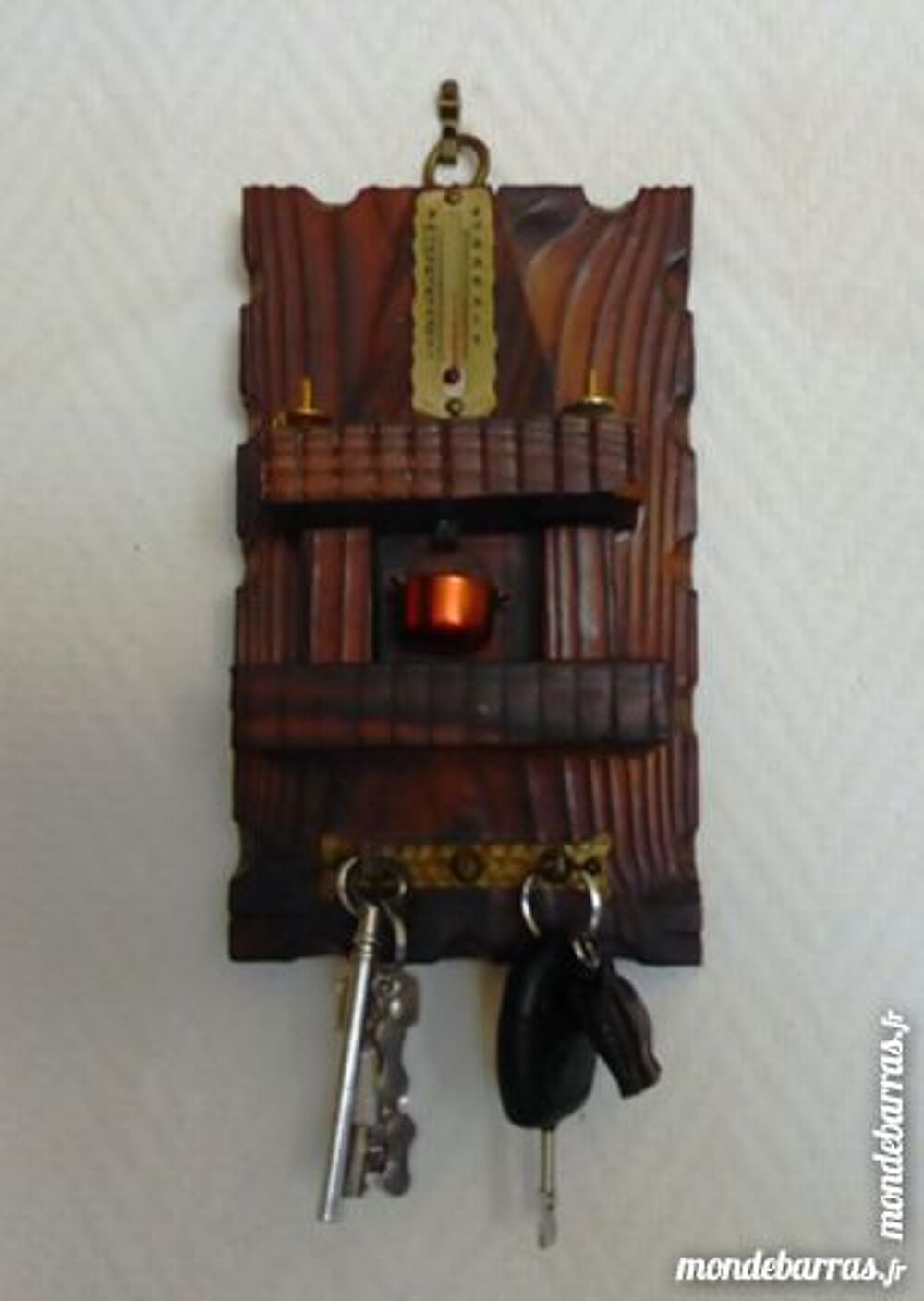 CHEMINEE PORTE CLES EN BOIS TEINTE Décoration