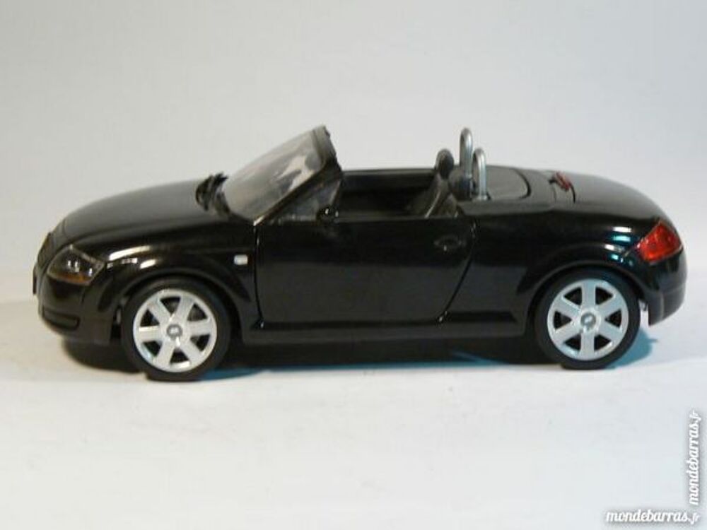 Audi TT roadster 1999 Noir Revell 1/18 Neuf Boite Jeux / jouets