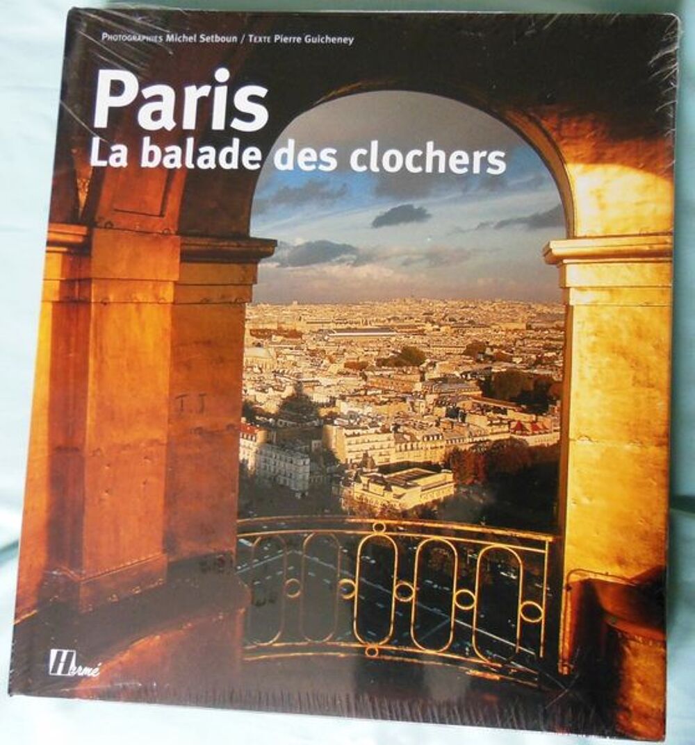 PARIS BALLADE DES CLOCHERS Livres et BD