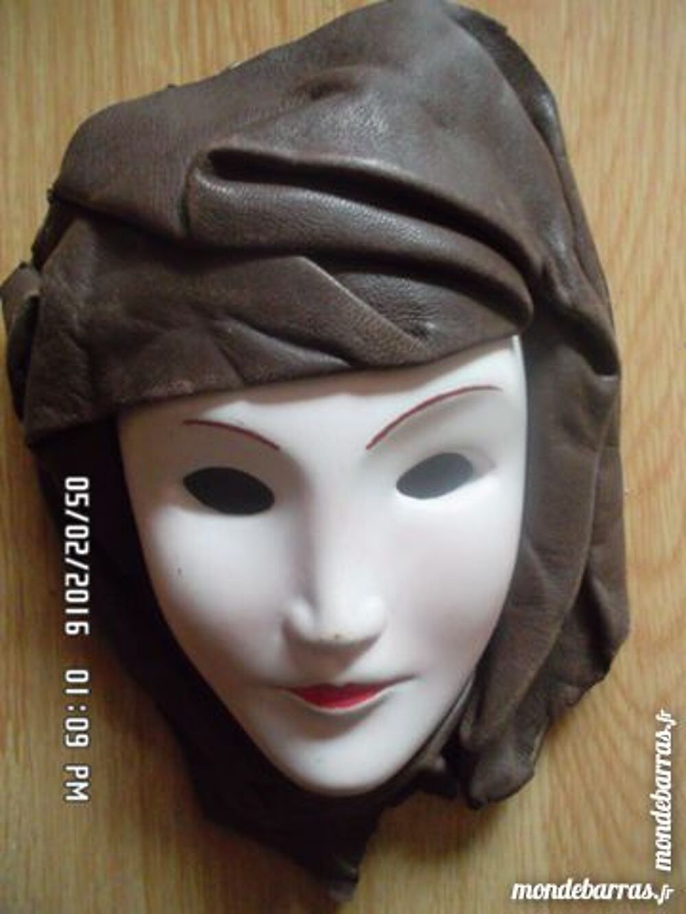 MASQUE DECORATIF Décoration