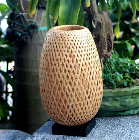 Lampe En Bambou Éco Design. TAMISE LIGHT 33 cm 73 Saint-Cloud (92)