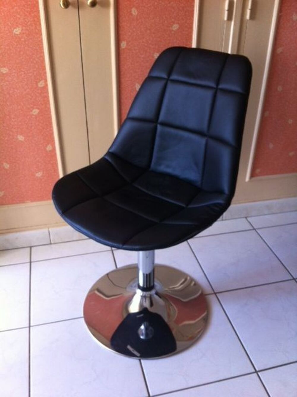 chaise pivotante Meubles
