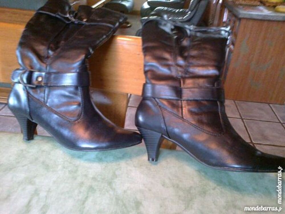 bottes femme NEUVES 38 Chaussures