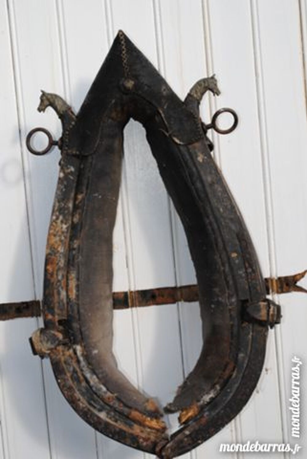 colier de cheval ancien Meubles
