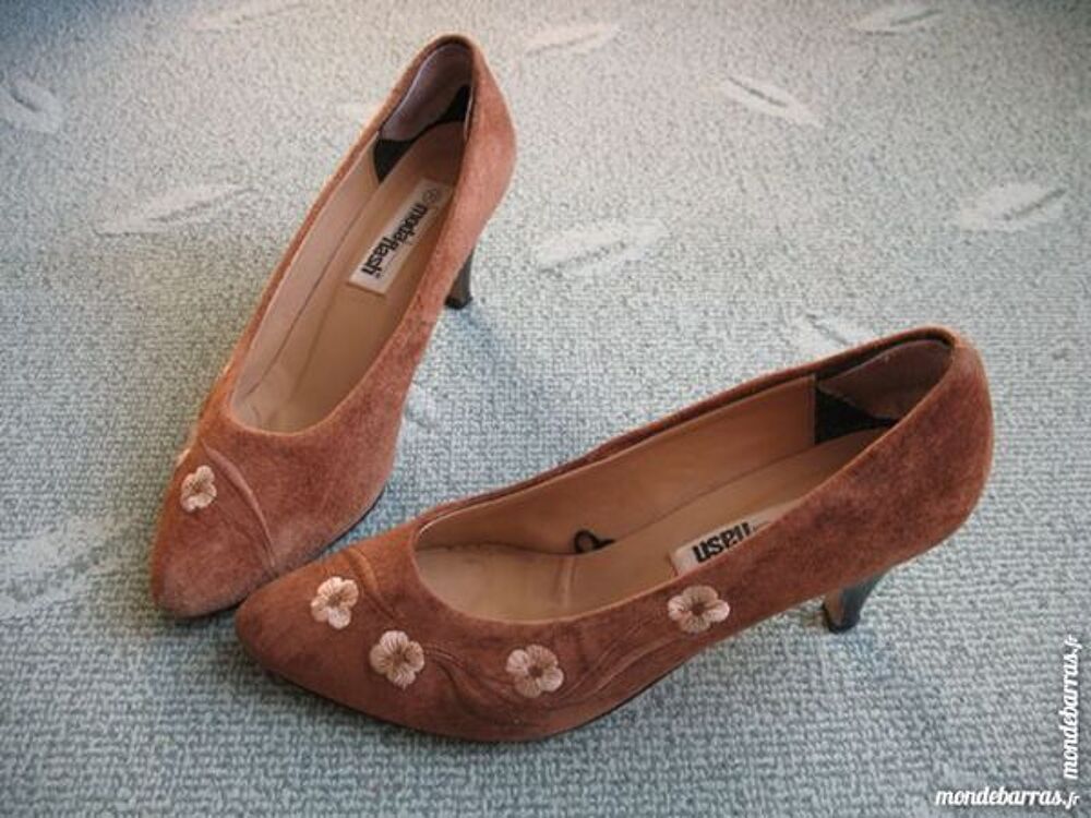 Chaussure en daim marron - P39 Chaussures