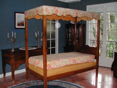 Lits de nonne  baldaquin 0 Assas (34)