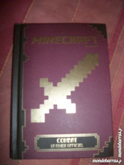 Livre Minecraft : Combat, le guide officiel. 5 Poitiers (86)
