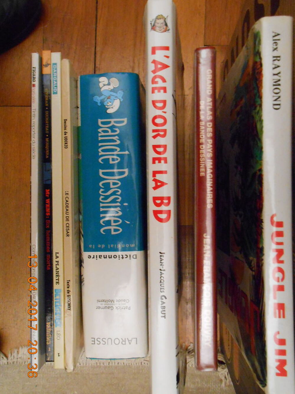 BD ET AUTOUR Livres et BD