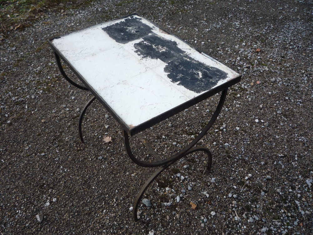 Petite table fer forg&eacute; Meubles