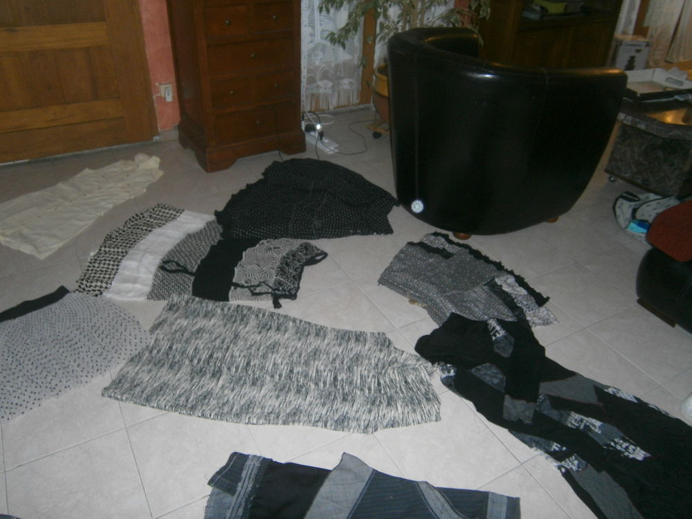 LOT ROBES T38 Vêtements