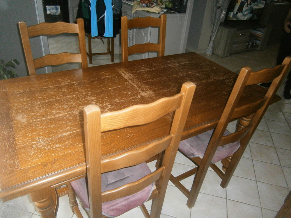 TABLES + 6 CHAISES Meubles