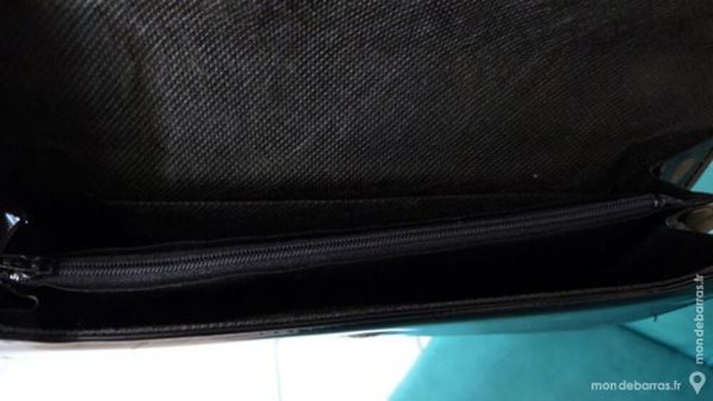 &Eacute;l&eacute;gante pochette,sac verniss&eacute; noir vintage Maroquinerie